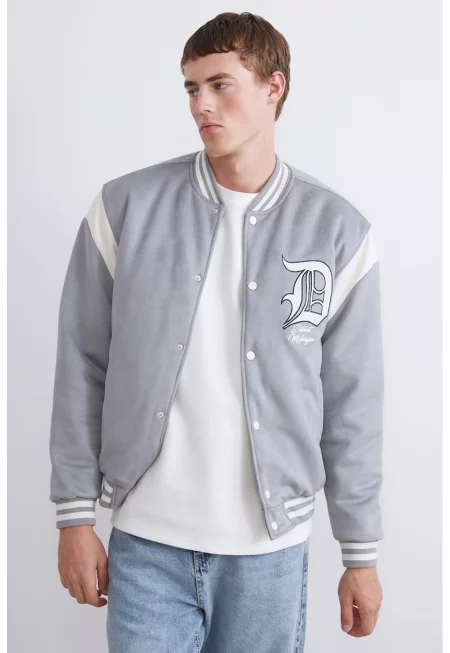 Яке бомбър College с капси