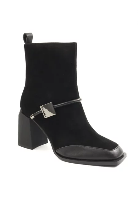 Дамски боти D112 GAW2535