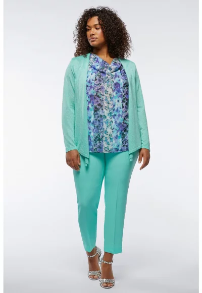 Фино плетена жилетка