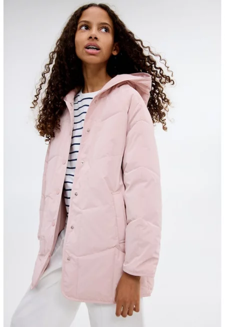 Капитонирано яке с качулка