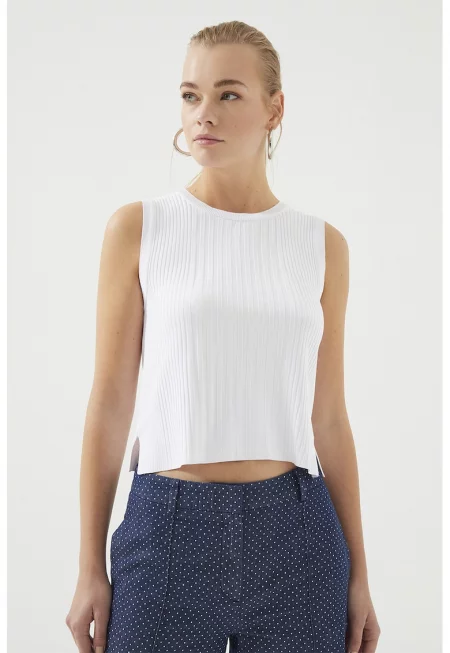 Къс рипсен топ - Бял