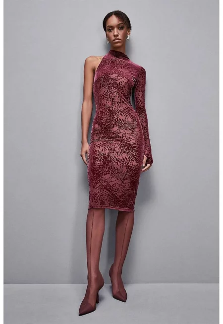 Миди рокля с висока яка и гол гръб - Тъмночервен