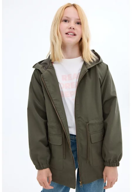 Парка с качулка