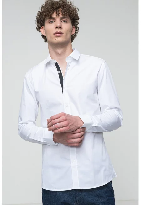 Риза без шарка с класическа яка - Бял