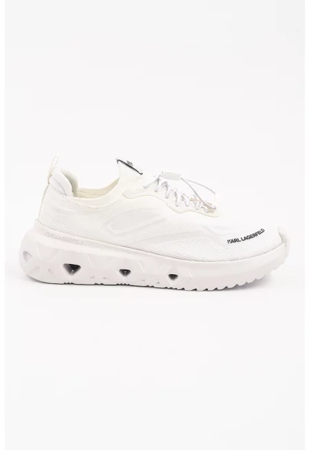 Скосени кожени спортни обувки с перфорирана подметка - Бял