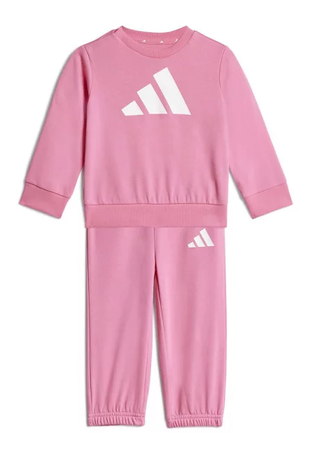 Спортен екип с контрастно лого