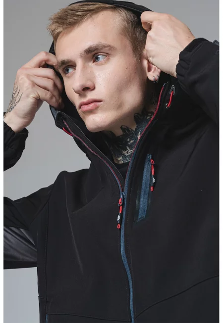 Трекинг яке Marlon B с качулка - Черен