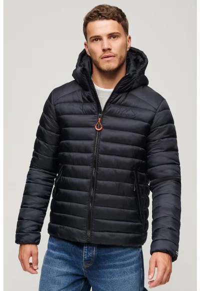 Вталено зимно капитонирано яке Fuji с качулка