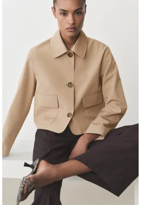 Яке с джобове с капаче