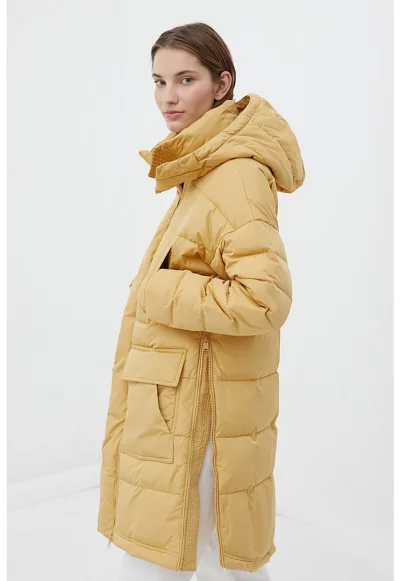 Зимно яке с качулка и цепки с цип встрани