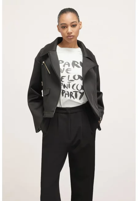 Зимно яке с остра яка - Черен