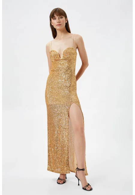 Бляскава рокля с цепка отпред - Златист