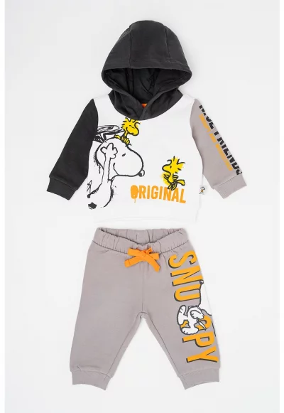 Худи с щампа Snoopy и спортен панталон