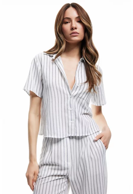 Къса раирана риза