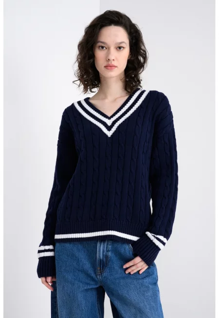 Плетен шпиц пуловер