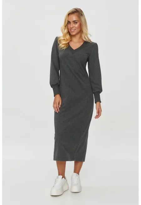 Рокля с V-образно деколте