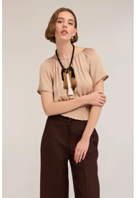 Сатенена блуза с еластична талия - Камел