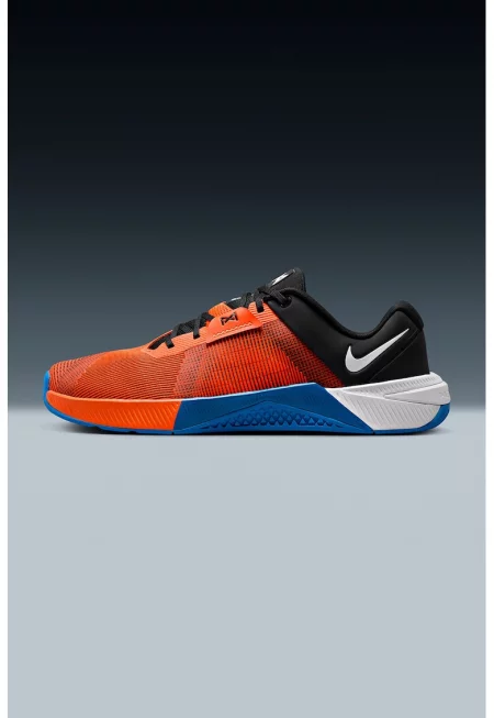 Спортни обувки Metcon 10 от еко кожа с лого - Черен/Мандарина/Син