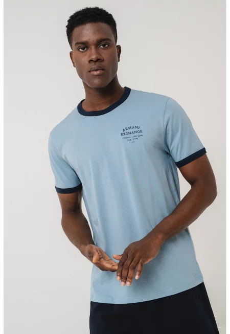 Тениска с овално деколте