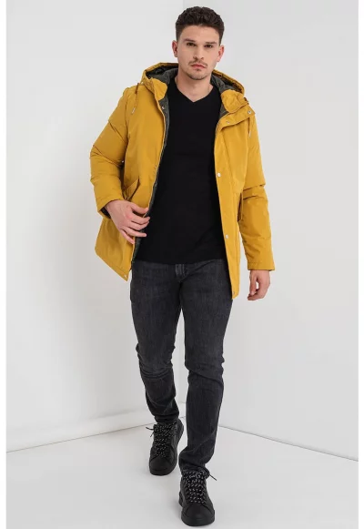 Зимна парка Saka с качулка и цип