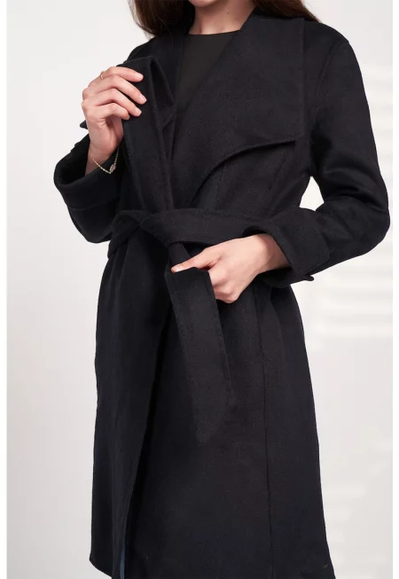 Дамско палто с шнур за регулиране