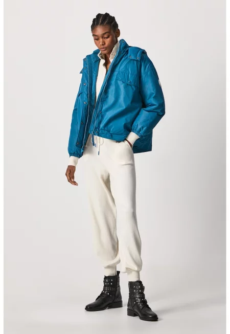 Олекотено яке с джобове с капаче - Петролно синьо