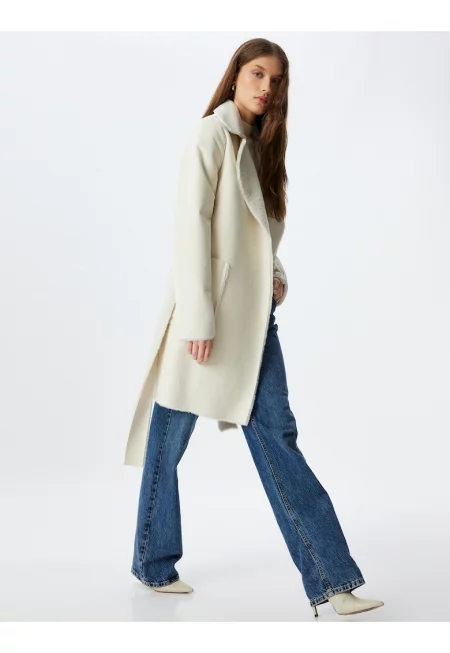 Палто с двойни ревери - Мръснобял