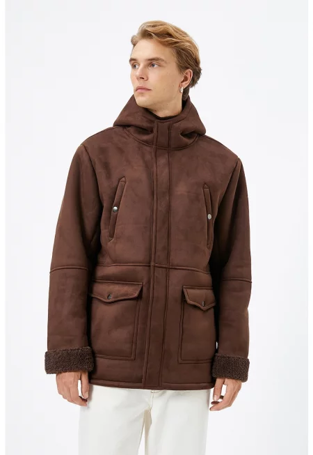 Палто с качулка и джобове с капси