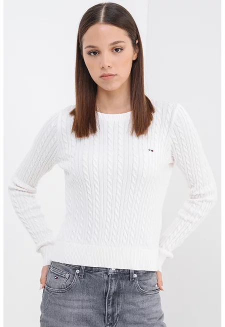 Плетен пуловер с овално деколте