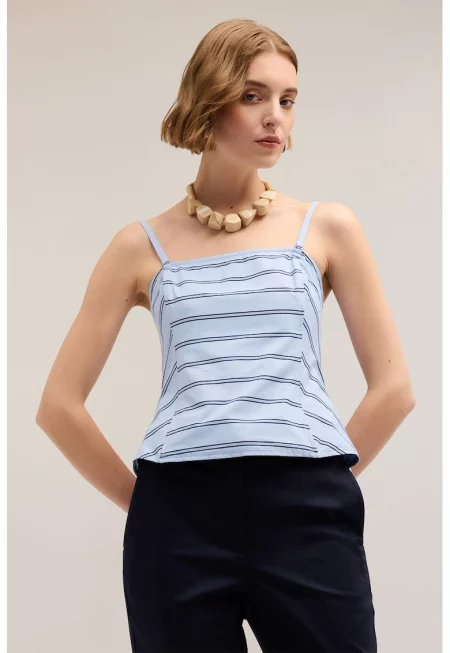 Раиран топ с регулируеми презрамки - Пастелносин