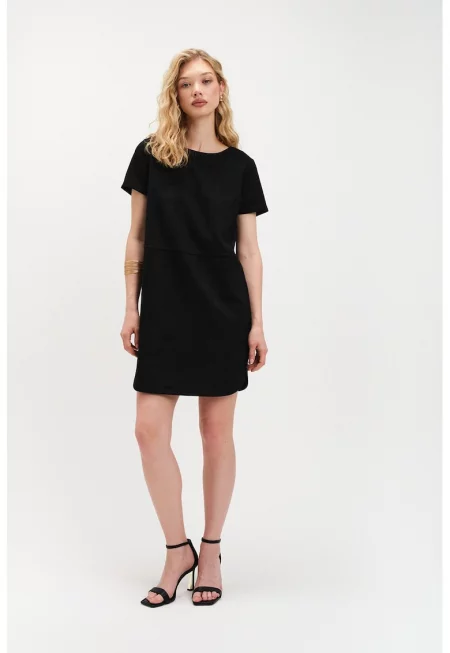 Рокля с връзка