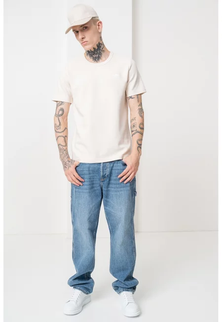 Тениска с рипс и лого