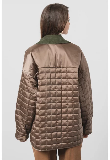 Уголемено двулицево яке