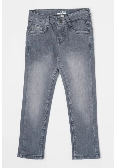 Вталени дънки със захабен ефект