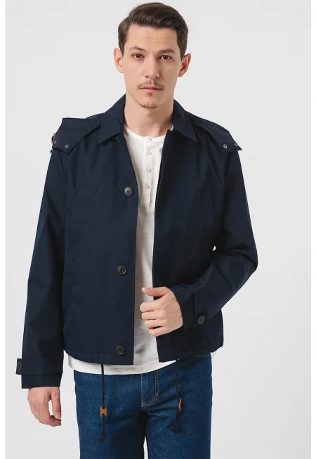 Яке с копчета и отделяща се качулка