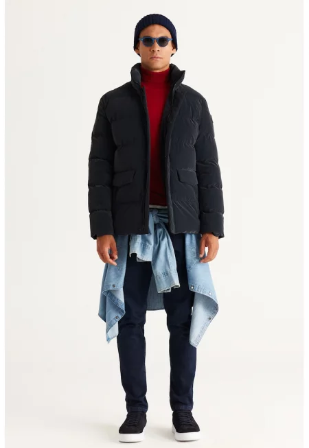 Зимно капитонирано яке с висока яка - Бял/Черен