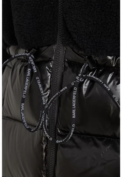 Зимно яке с качулка