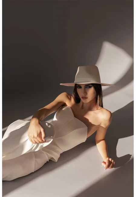 Bendetto Atelier - Топ с дизайн на корсет - Бял