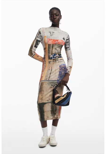 Десенирана дълга вталена рокля