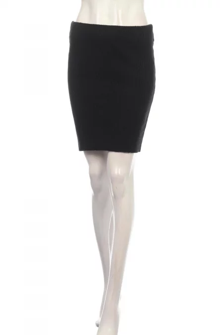 Дрехи Пола GINA TRICOT