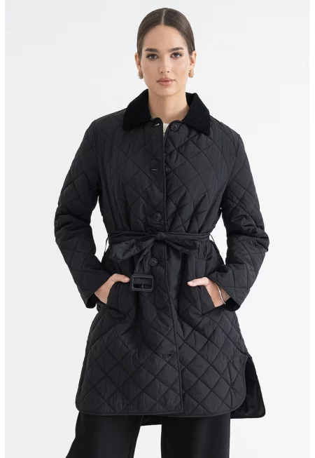 Капитонирано яке с връзка