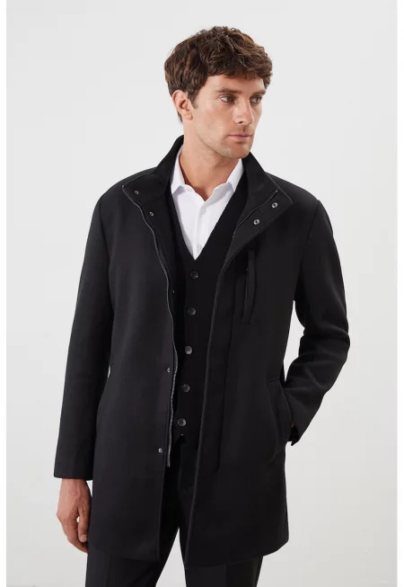 Късо палто със средновисока яка - Черен