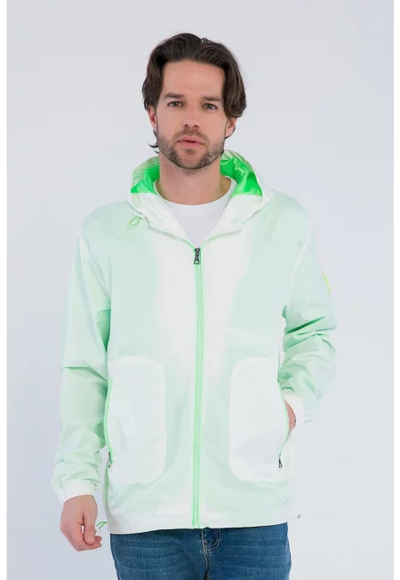 Олекотено яке с качулка