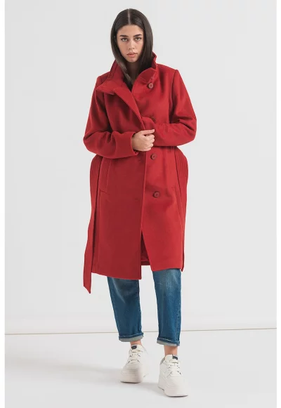 Палто с вълна с колан