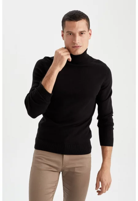 Пуловер по тялото с поло