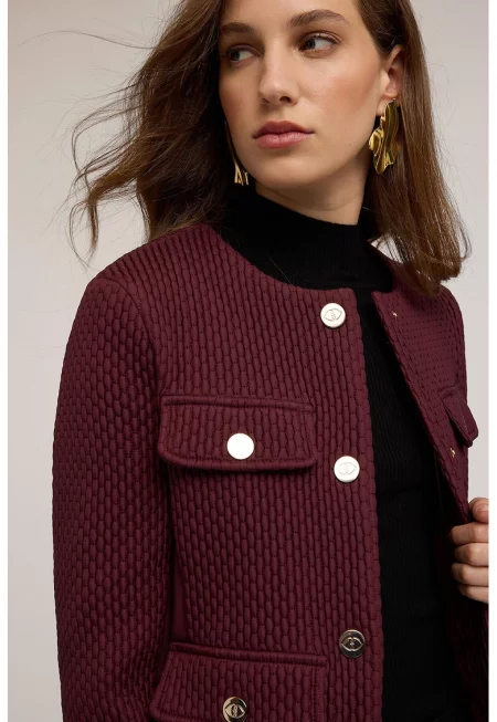 Релефно яке с капси - Тъмночервен