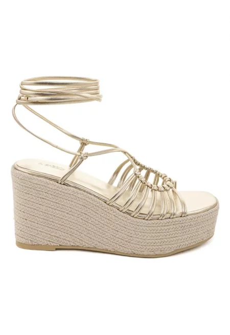 Rika Wedge Sandals With Woven Details - Златист