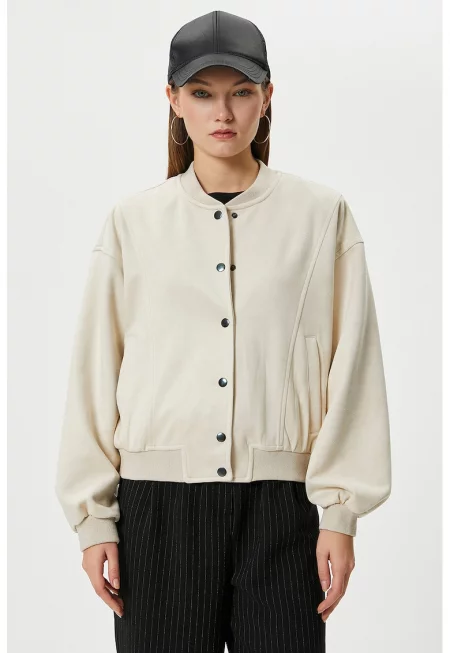 Бомбър яке със скосени джобове