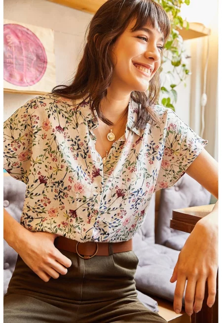 Флорална риза с къси ръкави