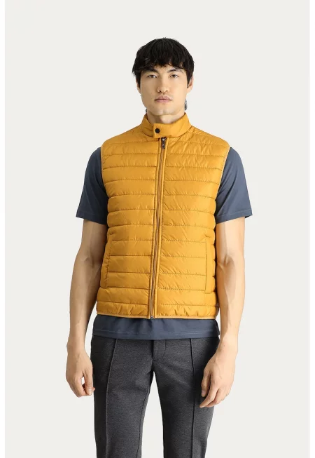 Капитониран елек с цип